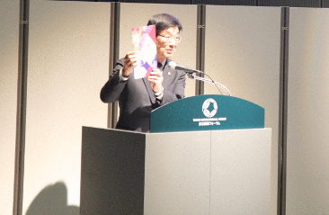 公開セミナー司会　高田隆理事